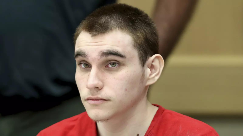 Judge won't close hearings in Florida school shooting case