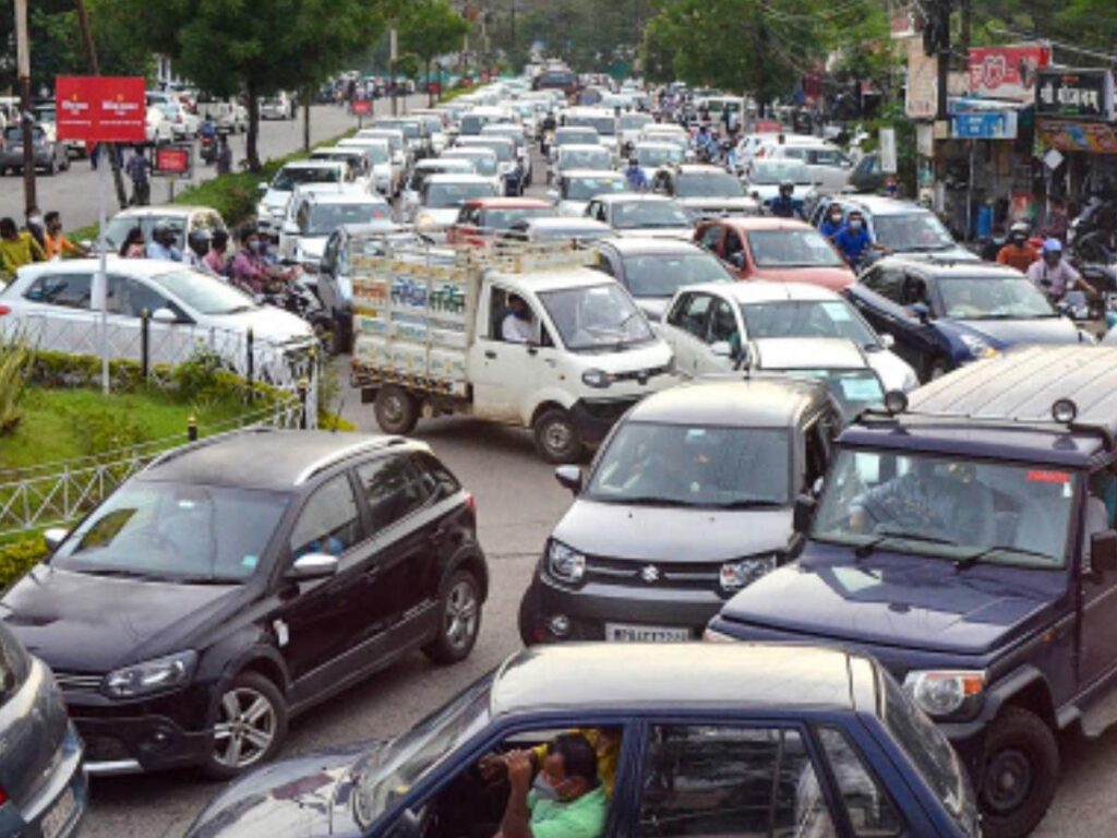 Traffic e-challans to reach in 15 days max