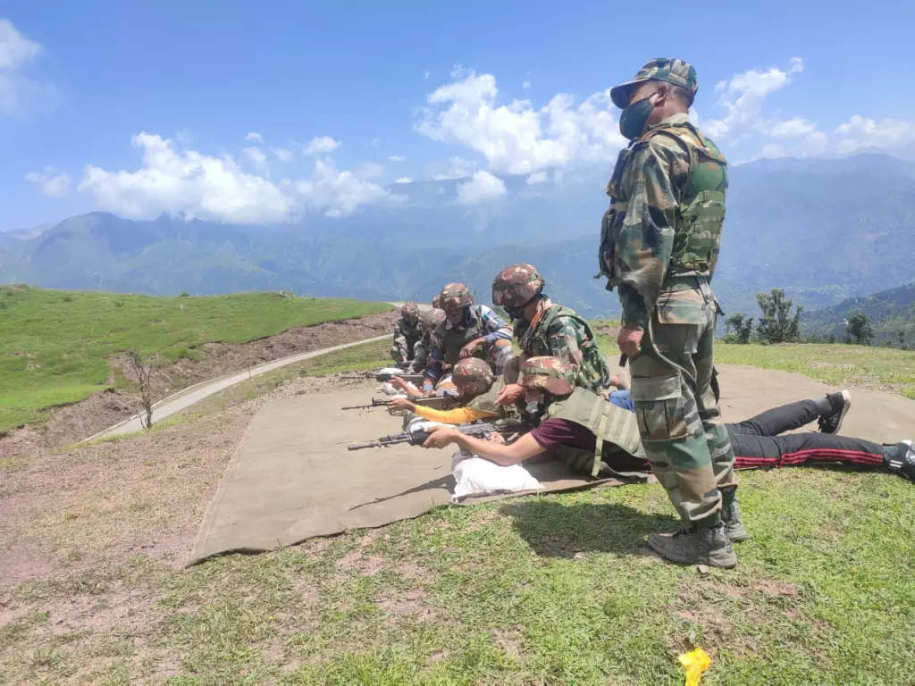 Army holds Village Defence Committee meet to re-orient their weapon skills