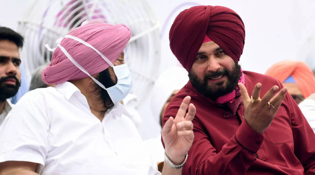 'Stick to giving advice': Amarinder slams two of Sidhu's advisors over 'atrocious' comments