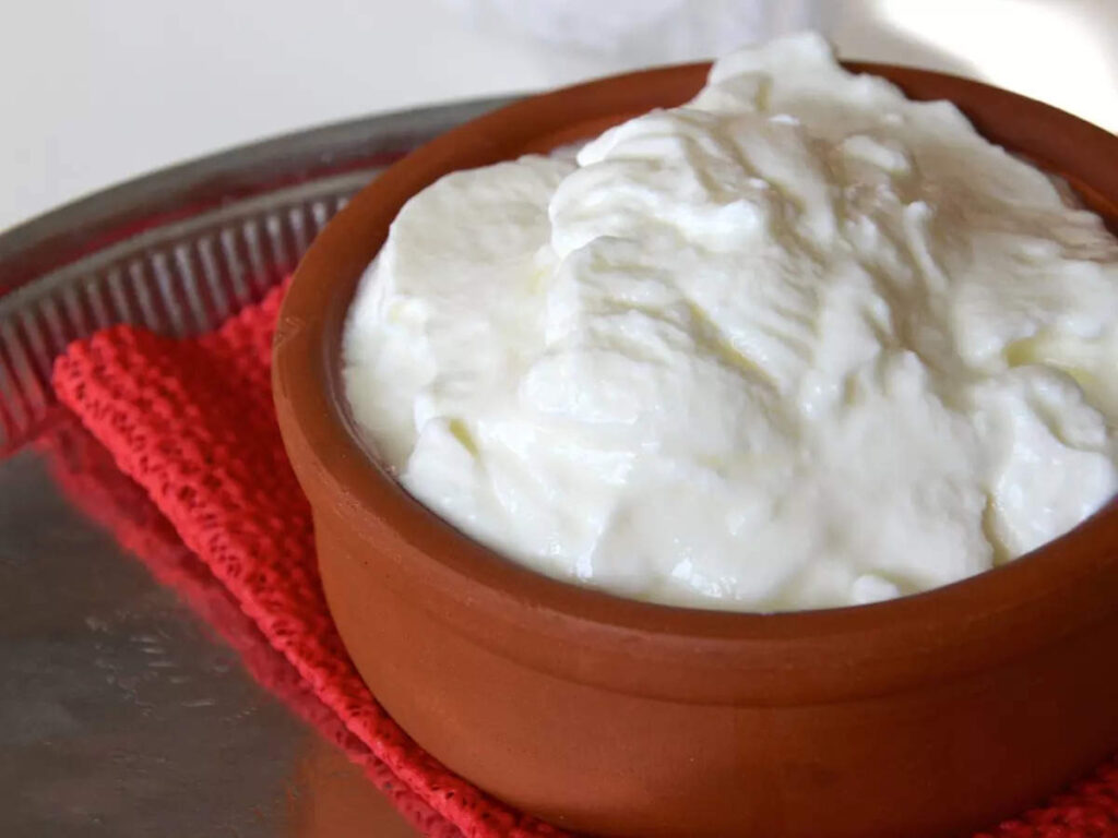 5 ways to use sour curd in cooking