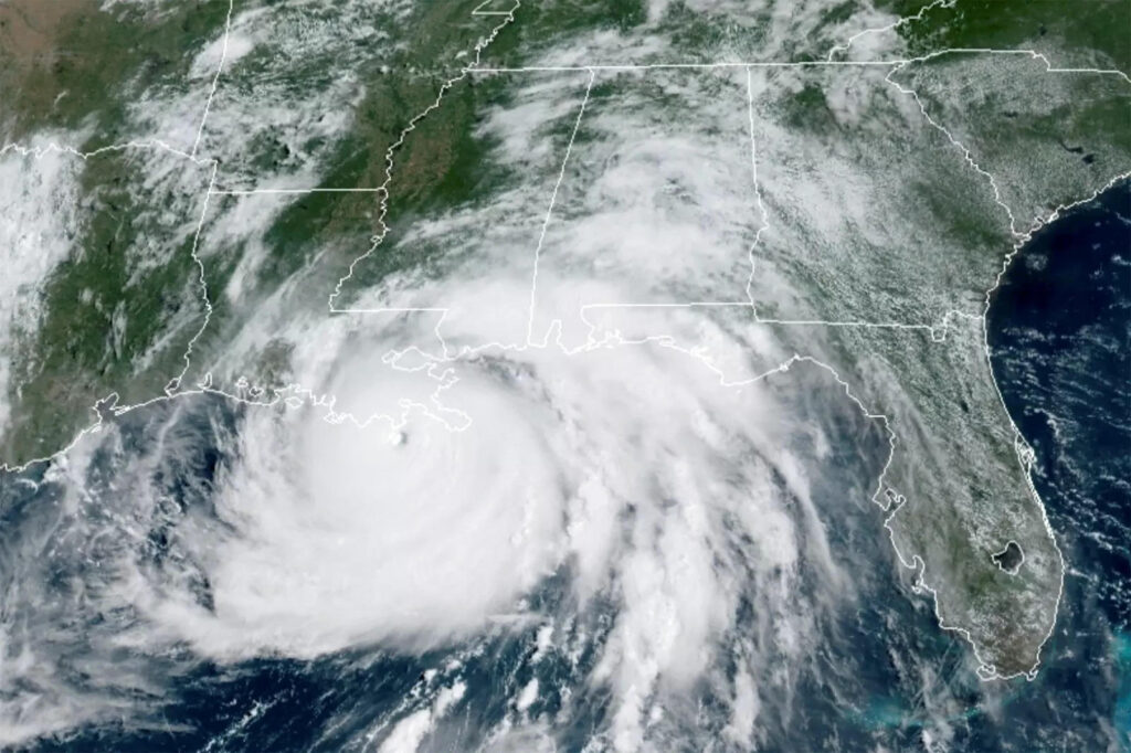 First death from Hurricane Ida, power out across New Orleans in US