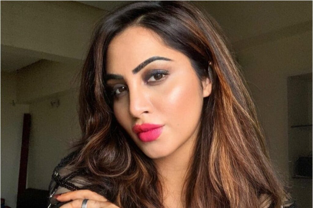 Arshi Khan, ex-Bigg Boss Contestant With Roots in Afghanistan, Says Taliban Takeover Extremely Upsetting