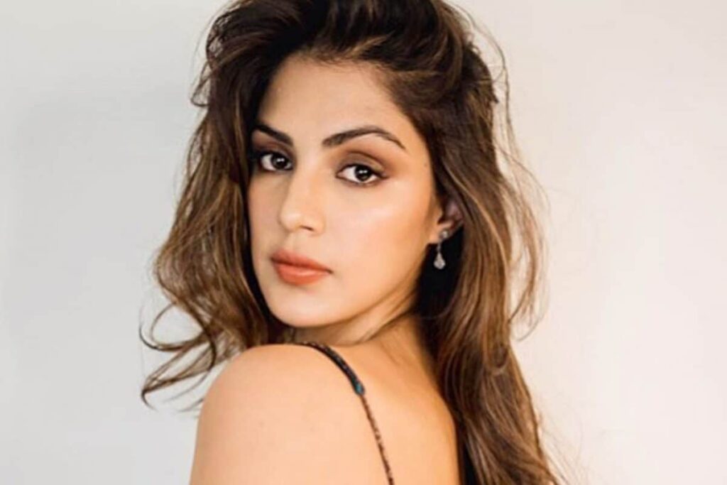 Chehre Producer is 'Backing' Rhea Chakraborty, Says 'Lot of Injustice was Done to That Poor Girl'