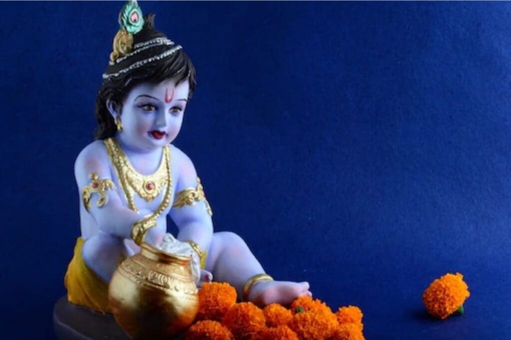 Janmashtami: What One Should Offer to Lord Krishna As Per Their Zodiac Sign