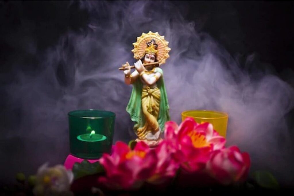 Janmashtami 2021: Here's Why Lord Krishna Loves Flute, Peacock Feather and ‘Makhan Mishri’