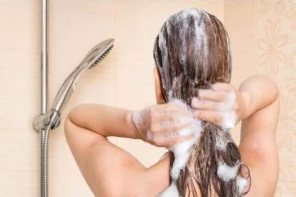 Mix Sugar With Your Regular Shampoo For Shinier, Healthier Hair