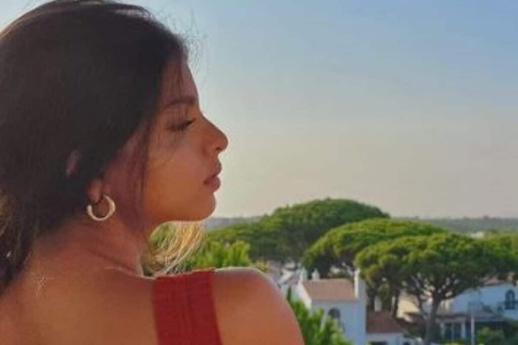 Suhana Khan Enjoys Breathtaking View in Stunning Red Dress, See Pic