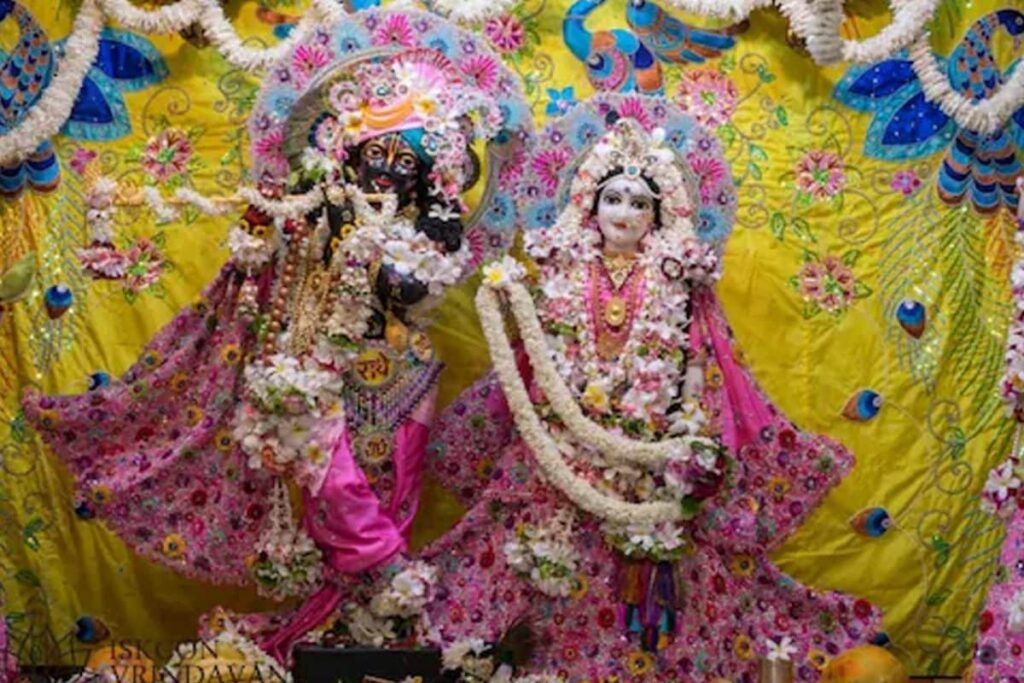 Know The Rare Coincidence on Krishna Janmashtami This Year