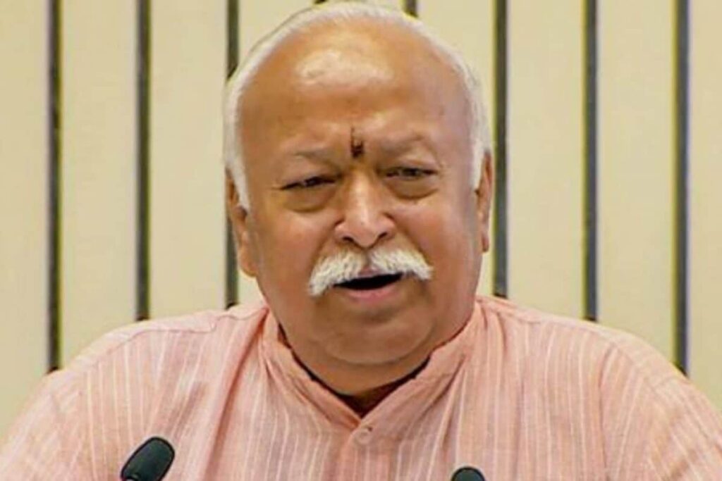 RSS Chief Mohan Bhagwat Arrives in Guj on 3-day Visit