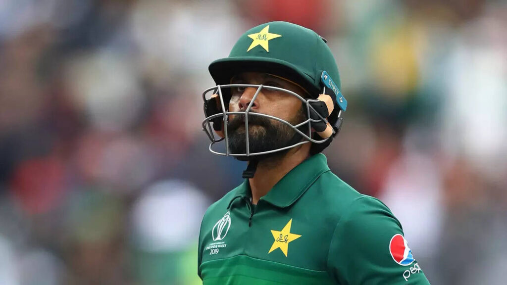 Hafeez out of national T20 after contracting dengue, doubtful for T20 WC