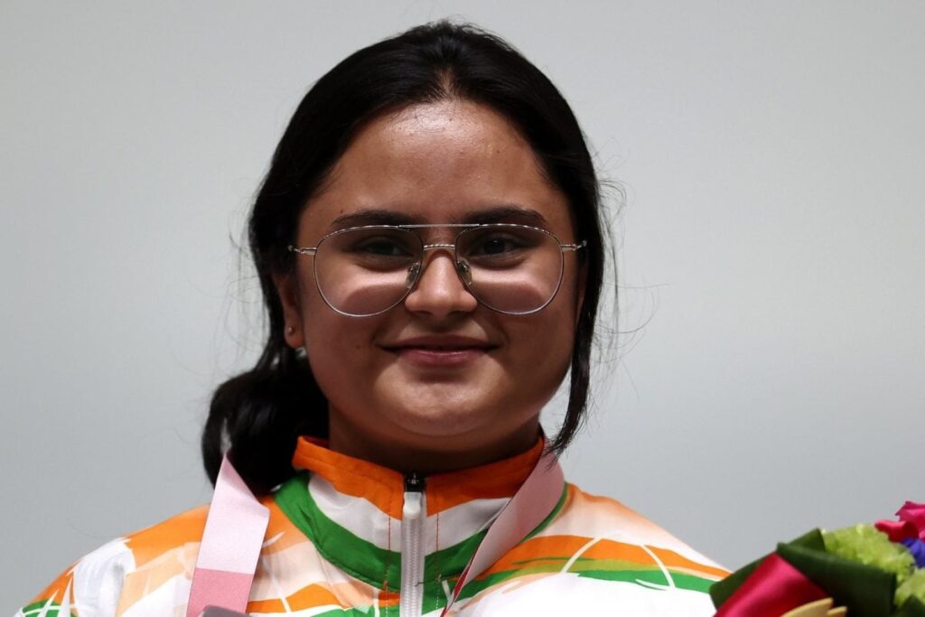 News18 Afternoon Digest: Avani Lekhara Wins Bronze in Women’s 50m Rifle 3P SH1, Sensex Hits 58,000 & Other Top Stories