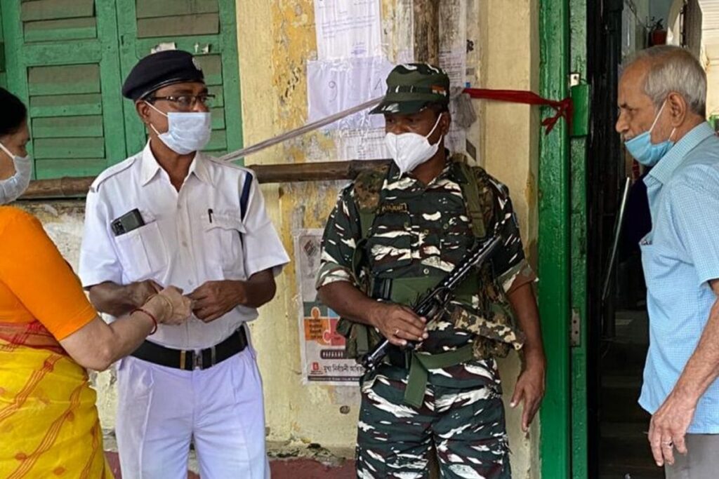 BJP Leader Allegedly Heckled, Car Ransacked by 'TMC Supporters' Amid Bhabanipur Polling