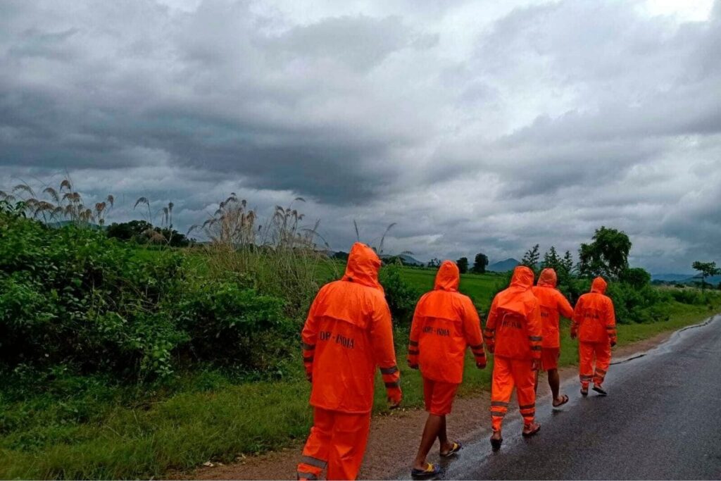 IMD Issues Warning and Impact of Cyclonic Storm Gulab Across Six States