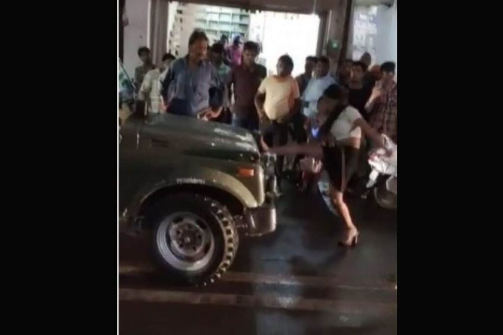 Video Shows Drunk Woman Blocking, Damaging Army Vehicle on Busy Gwalior Street