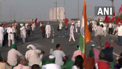 Bharath Bandh: Farmers block Delhi-Amritsar National Highway