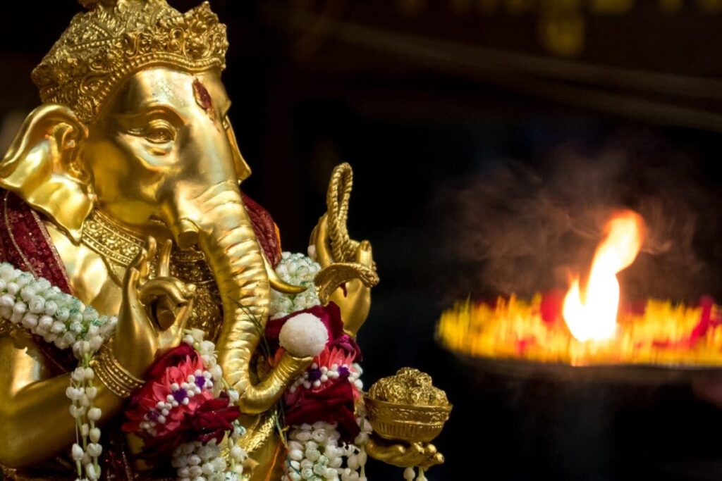 Don't Allow Immersion of Ganesh Idols Made of Plaster of Paris in Lakes: HC to Telangana Govt