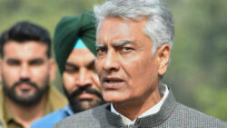 ‘Baffling’: Sunil Jakhar slams Harish Rawat’s ‘elections will be fought under Sidhu’ statement