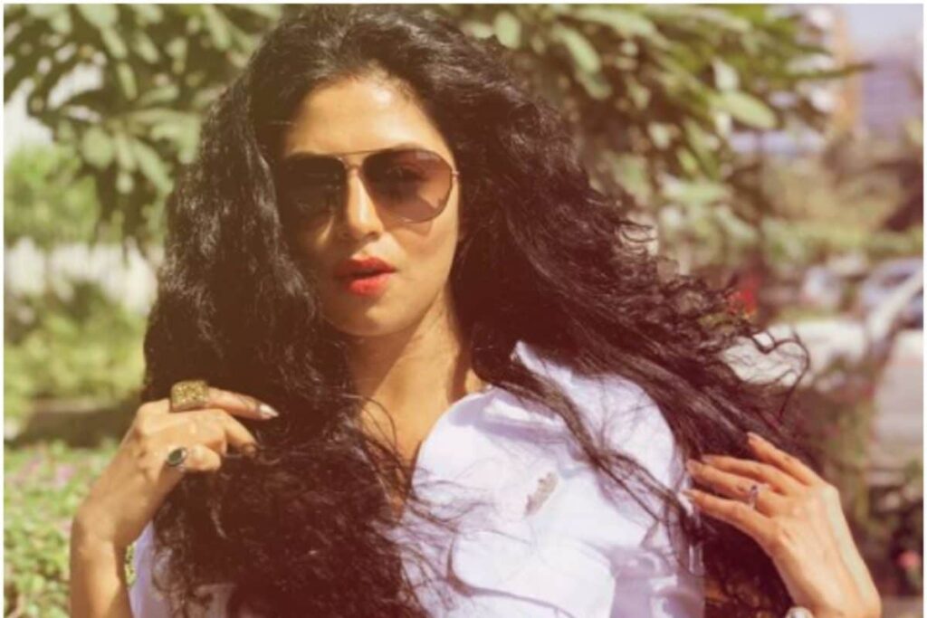 Kavita Kaushik Urges Netizens to Help Cops Find Missing Set Doctor Amit Sharma