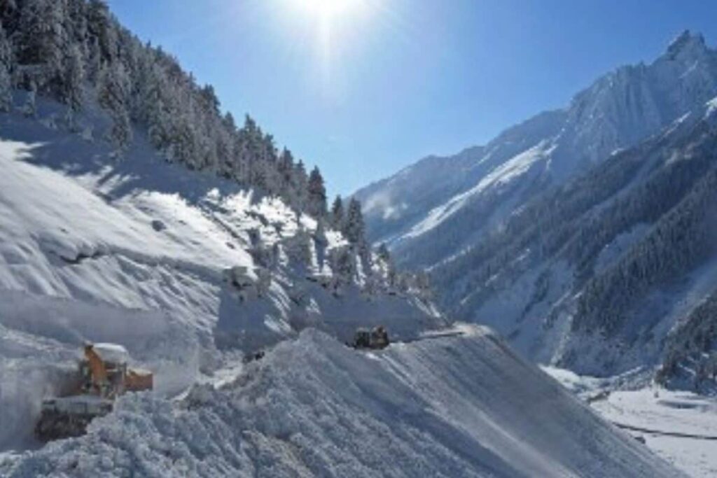 Zoji La Tunnel: All-weather Road Likely to Make Traffic Between Kashmir and Ladakh Possible This Winter