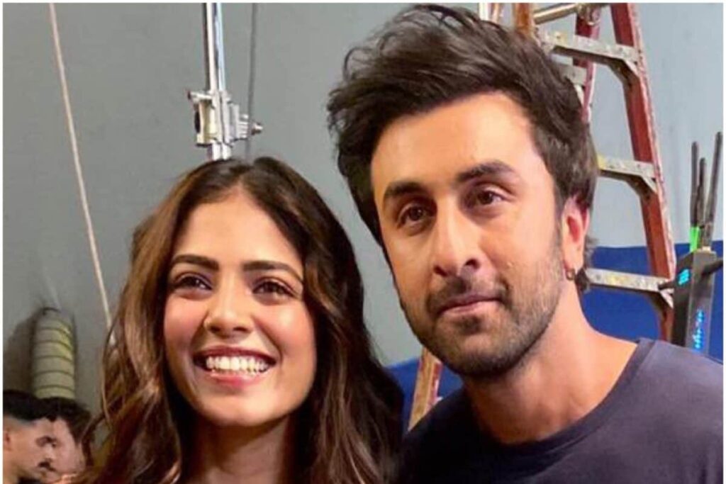 Ranbir Kapoor and Malavika Mohanan Pose for a Happy Pic After Shoot