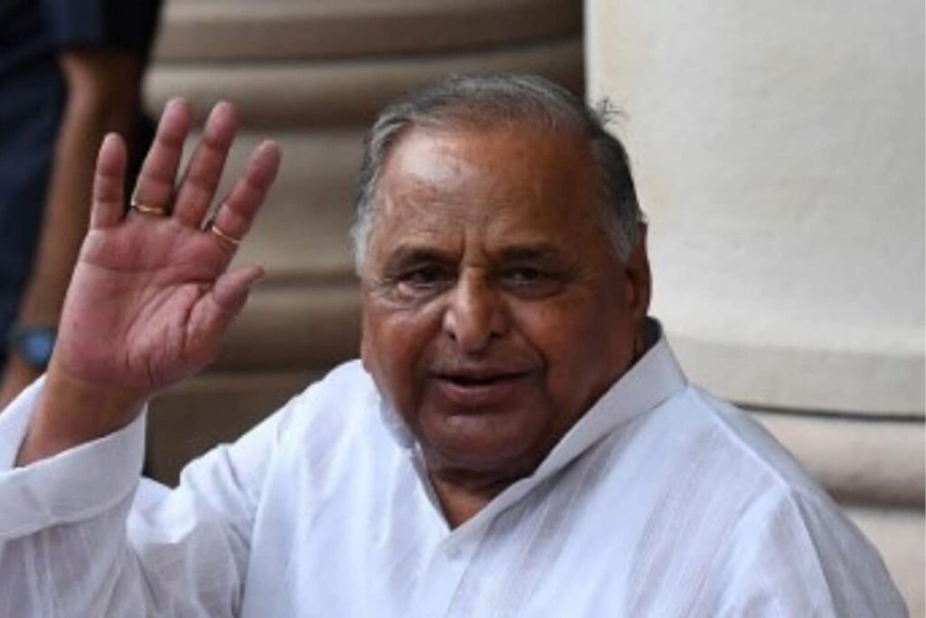 2022 UP Assembly Poll: In 'Neta Ji Ki Pathshala', Mulayam Singh Yadav Dishes Out Tips to Party Workers