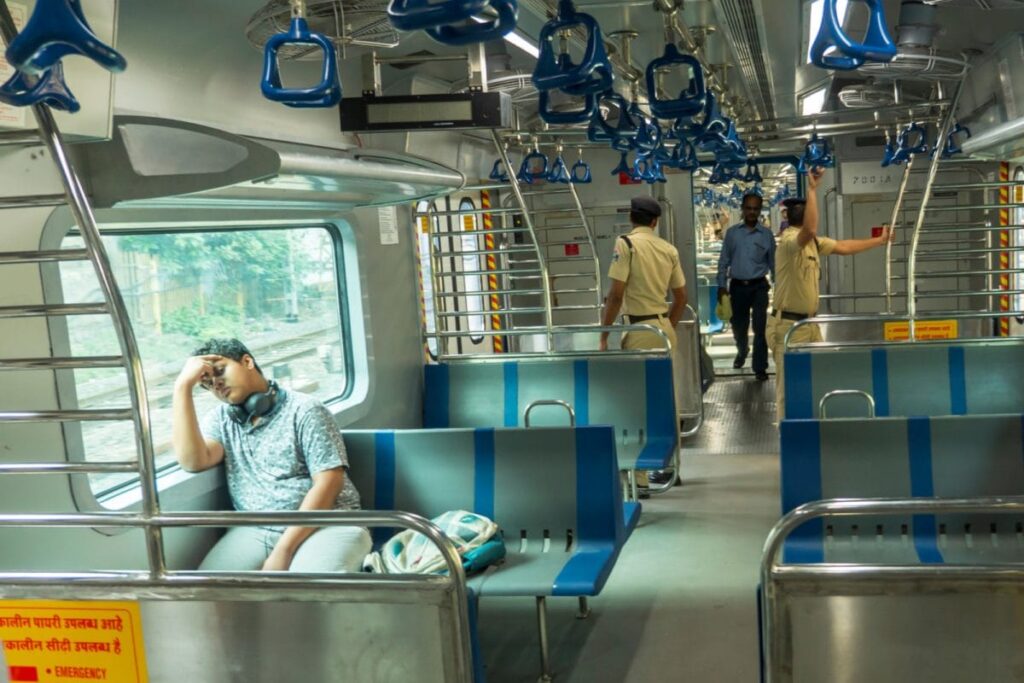 Mumbai Local Trains to Have More AC Coaches After Western Railway Survey Shows Commuters Prefer Them