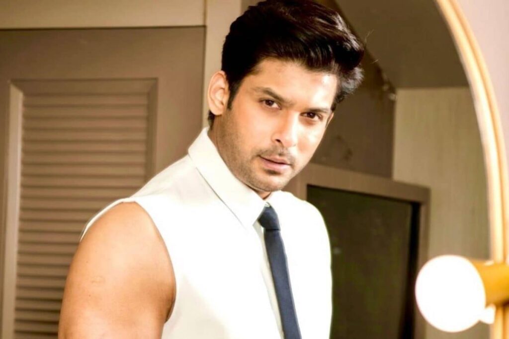 When Sidharth Shukla Played Bigg Boss Host, Filling in for Salman Khan in His Absence