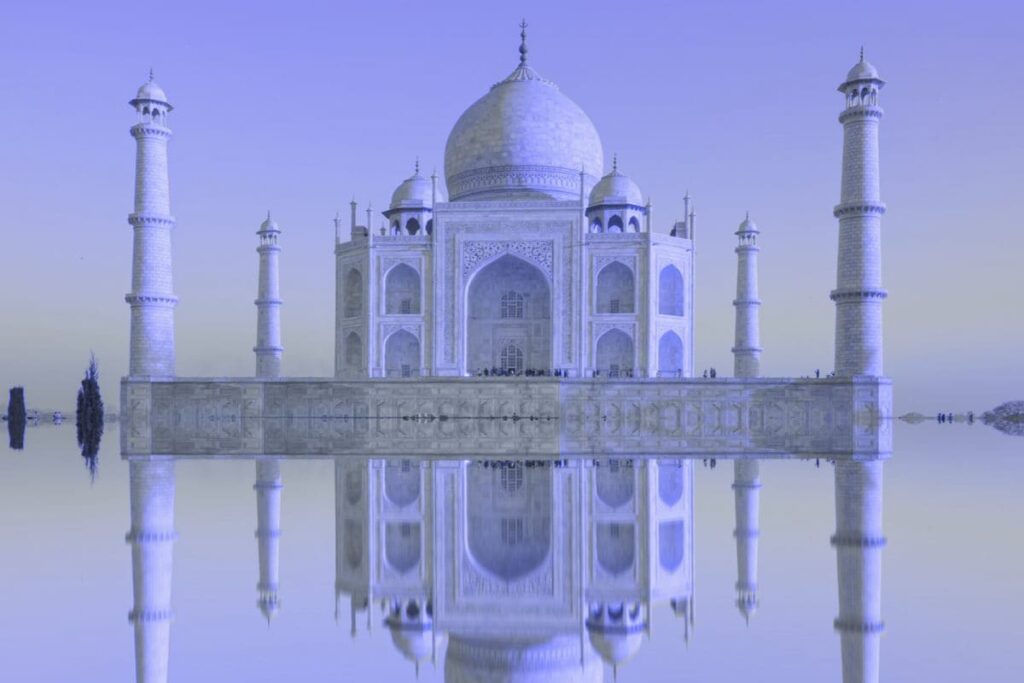 Drone Spotted in No Flying Zone of Taj Mahal, Tourists Released After Warning