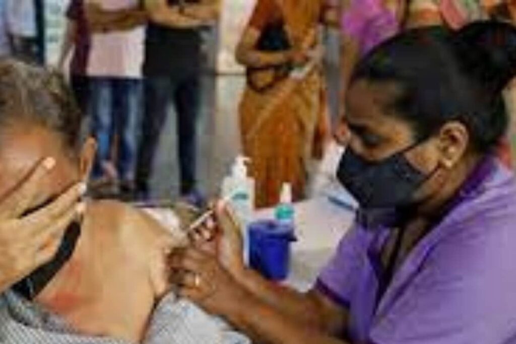 India Records 42,618 Covid Cases, 330 Deaths in a Day; Weekly Positivity Rate 2.63 Pc