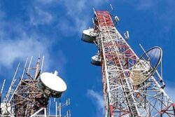 News18 Evening Digest: Telecom Sector Gets Mega Boost and Other Top Stories