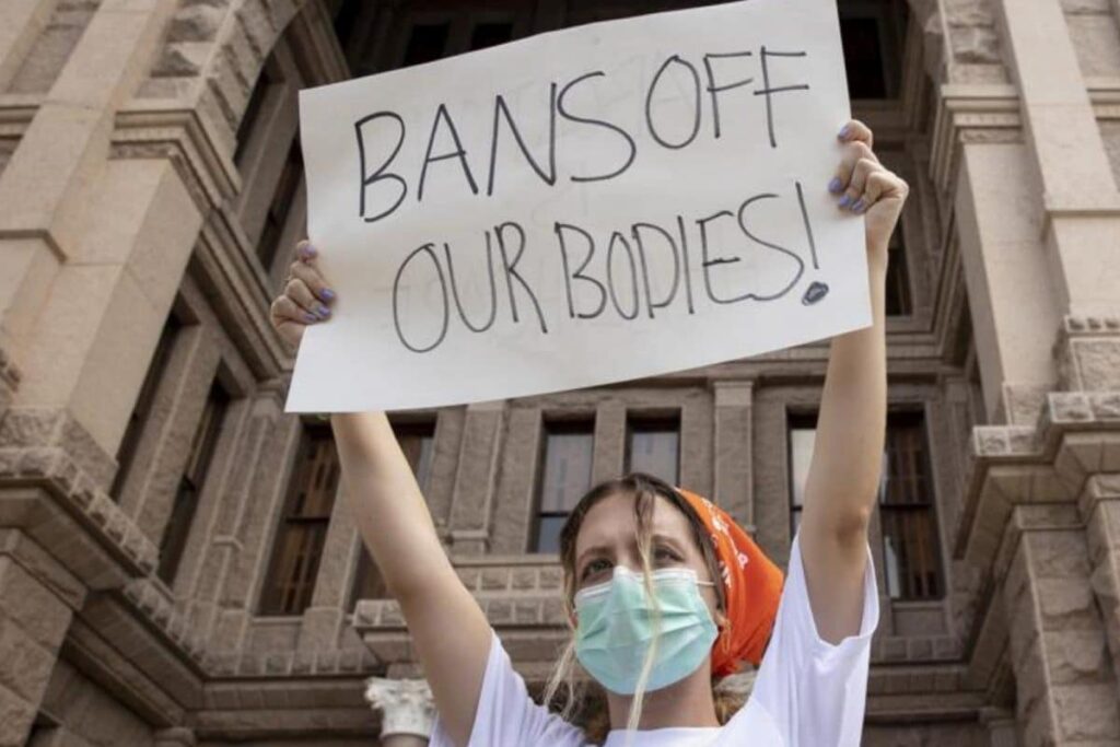 Planned Ban Over Abortion Law Could Cost Texas USD 7 Million a Year