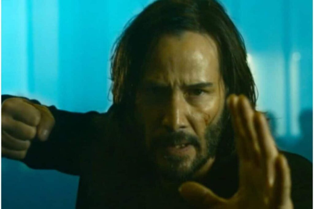 'Red Pill or Blue Pill': Keanu Reeves' The Matrix Resurrections Gives a Choice and Reveals Footage