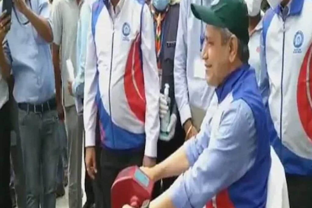 Railway Minister Rides a Floor Cleaning Car at New Delhi Railway Station