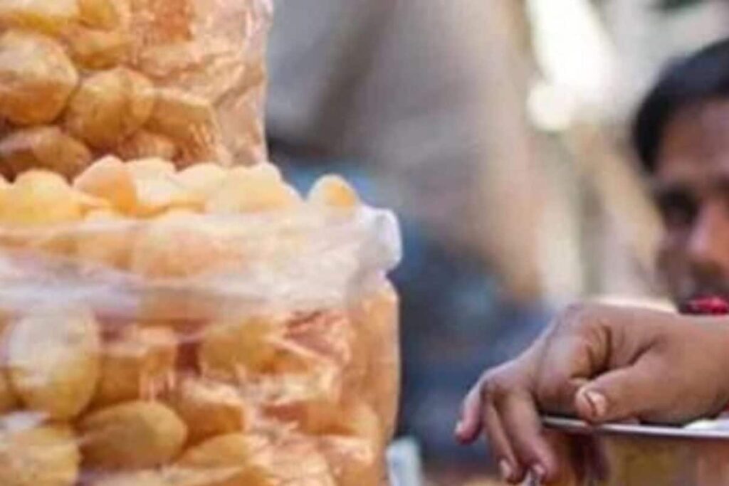 Woman Dies After Eating 'Pani Puri' in Tamil Nadu, Police File Case