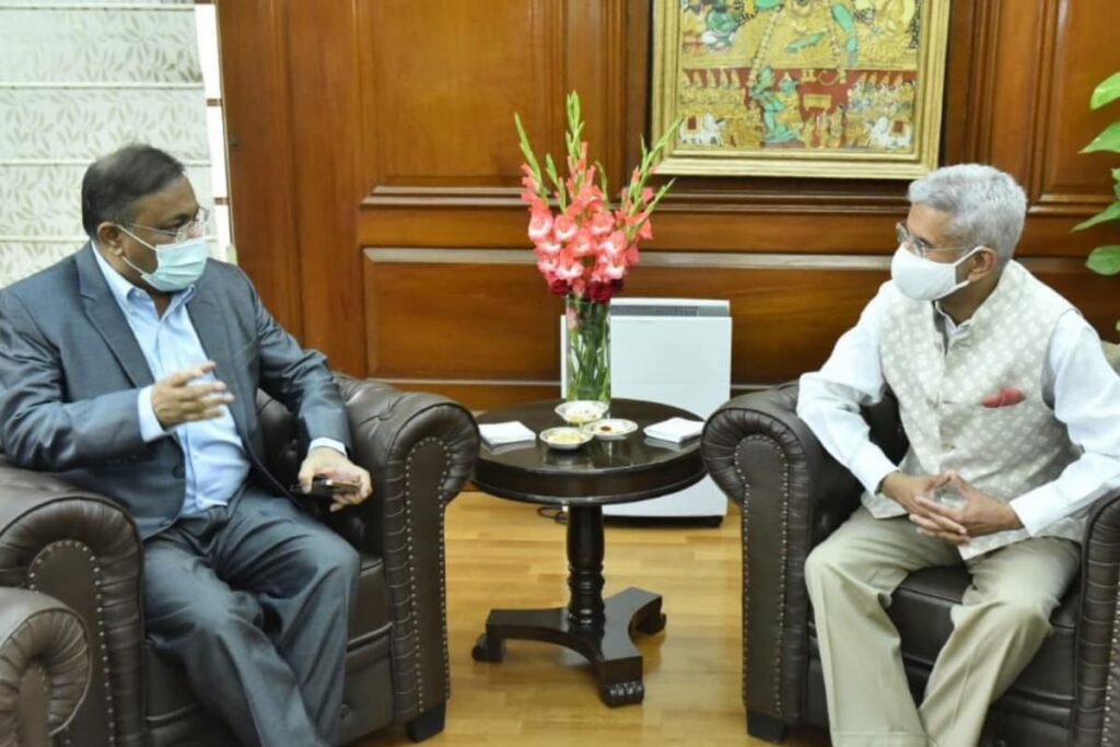 S Jaishankar Meets Bangladesh I&B Minister Hasan Mahmud, Discusses Bilateral Issues