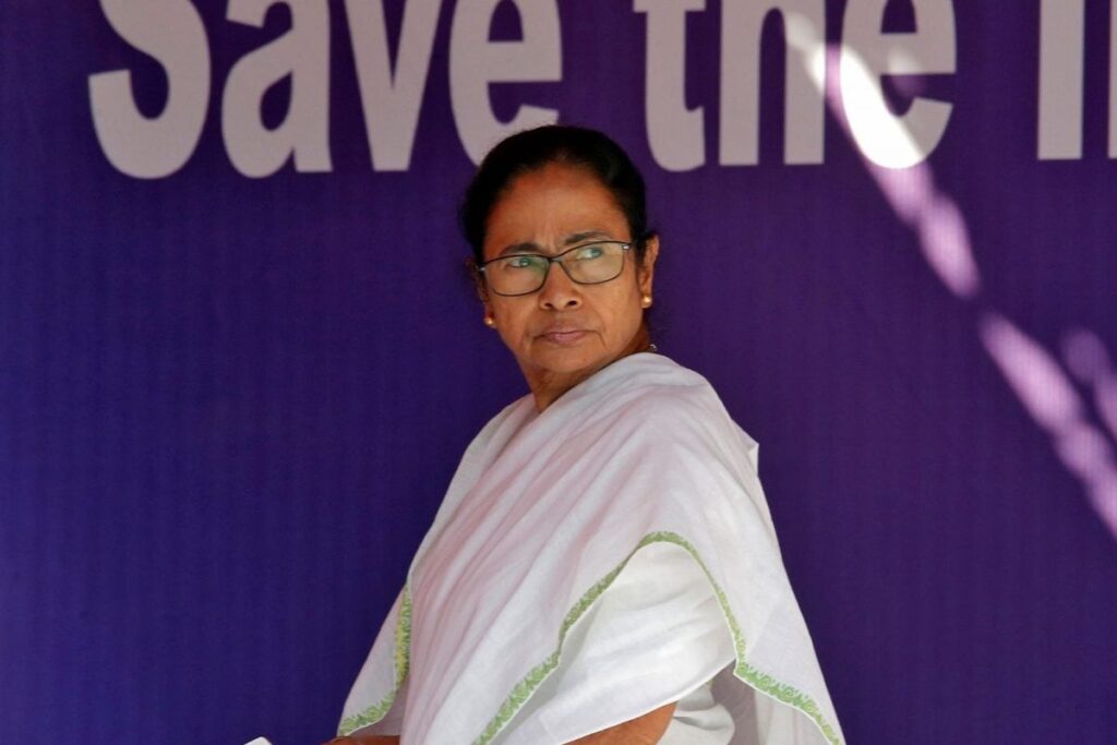 Mamata Banerjee Holds J'khand, DVC Responsible for 'Man-made' Flood in Bengal