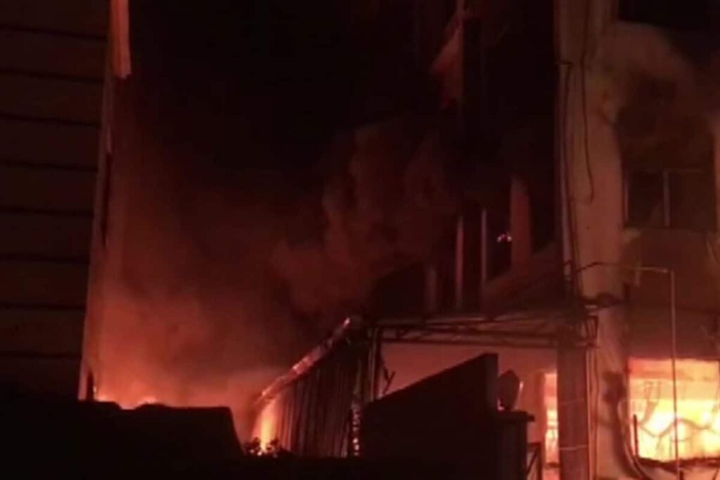 Fire Breaks Out at Delhi Factory; None Injured