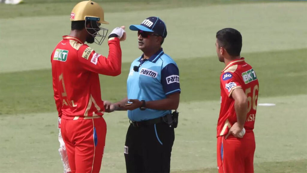 Indian match official exposed again as 3rd umpire fails to spot spike