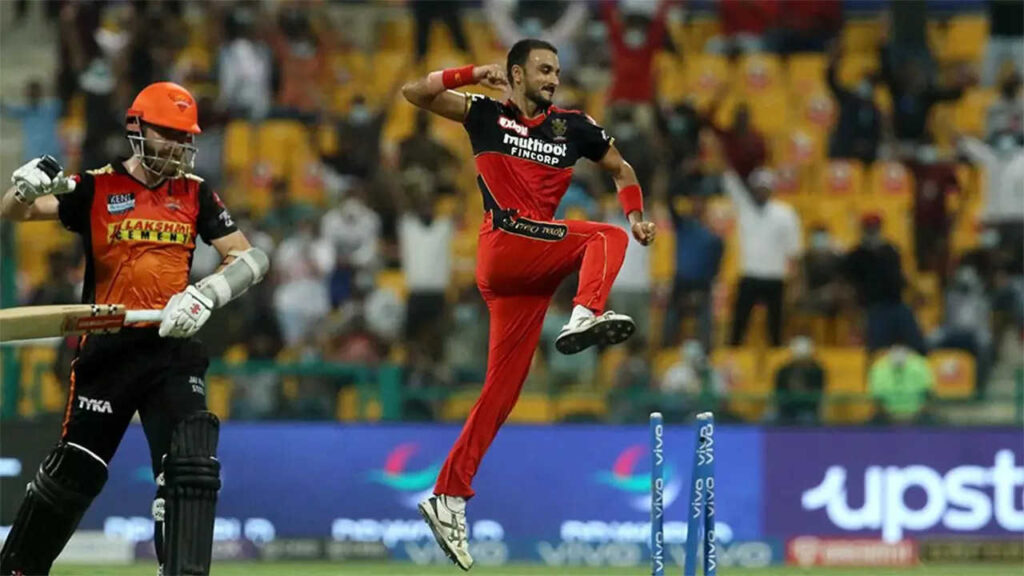 IPL : Harshal sets new record of most wickets by an Indian in a season