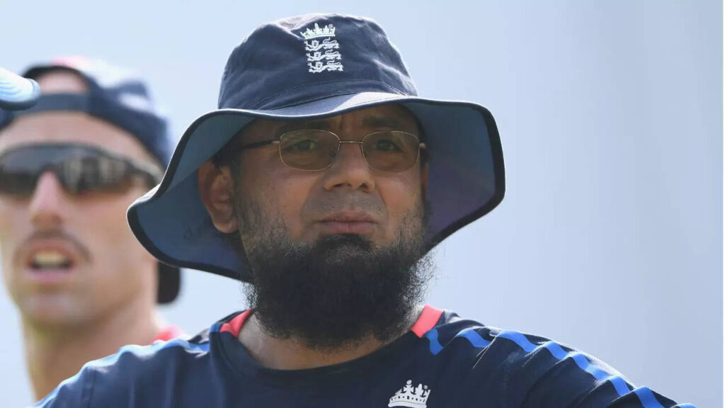 Saqlain tells Pakistan not to slacken after winning grudge matches