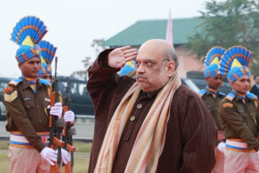 Amit Shah Pays Tribute to Jawans Killed in 2019 Pulwama Attack After Spending Night at CRPF Camp