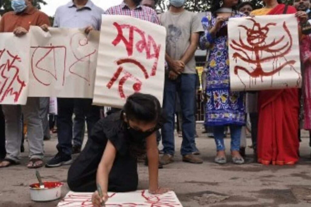 Durga Puja Violence in Bangladesh: Political Uproar Against Sheikh Hasina, Street Protests in Aftermath