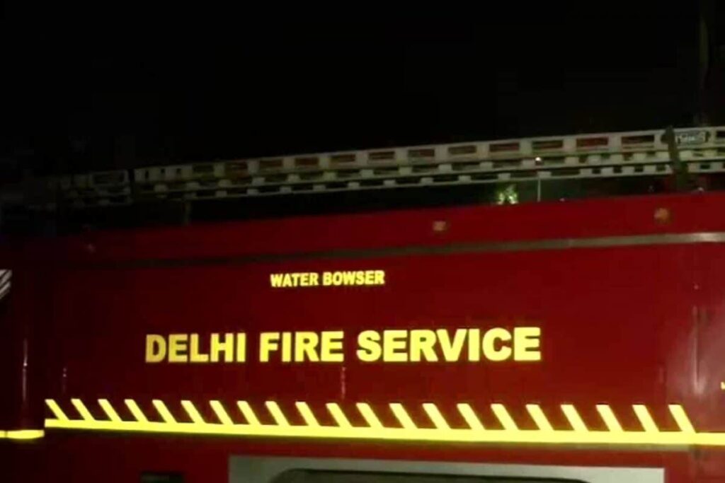 Delhi Gears Up for Diwali by Deploying 3,000 Fire Fighters on Duty