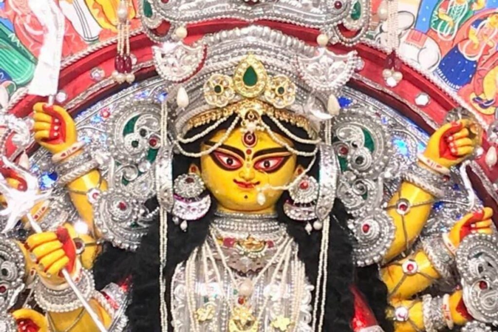 IMD: Rain May Dampen Durga Puja Revelry in West Bengal on Navami, Dashami