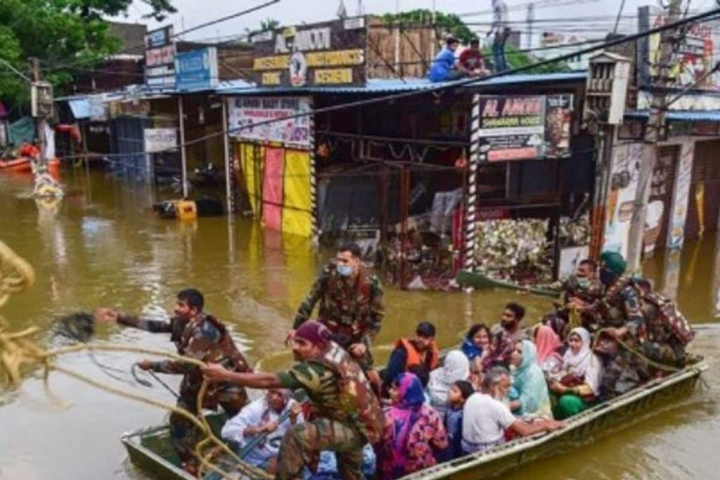 If It Rains Continuously for 17 Days, Study Says This is What Will Happen to Hyderabad