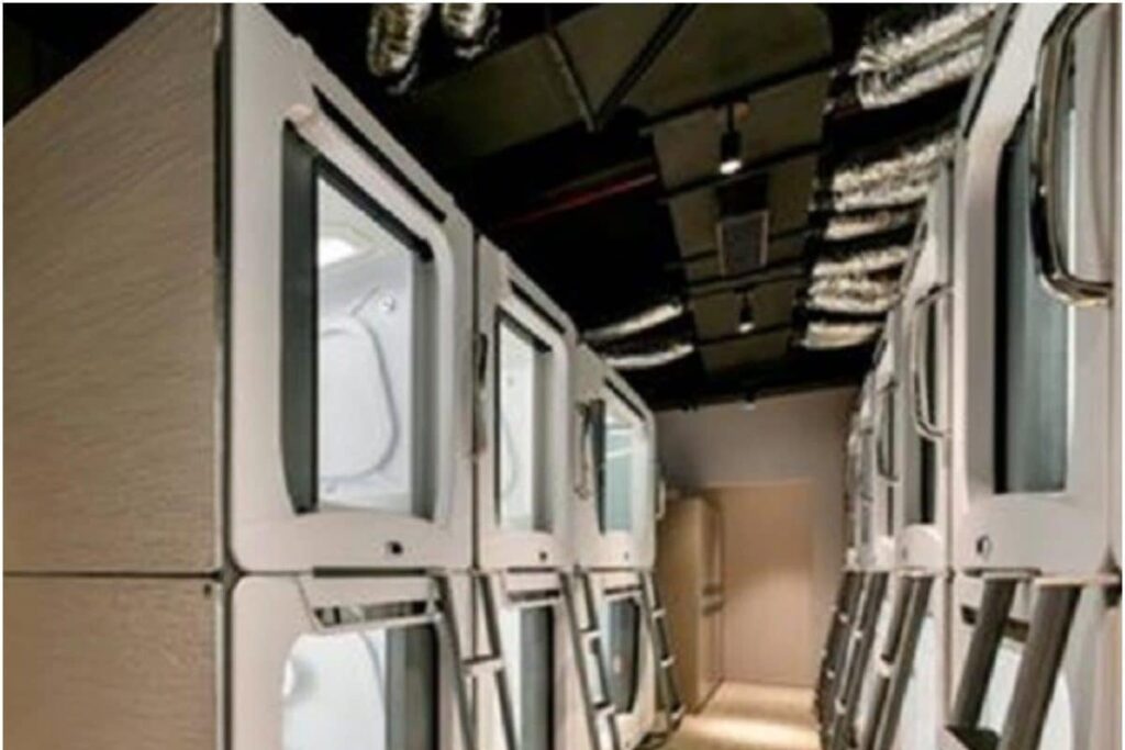 Indian Railways’ First Pod Hotel at Mumbai Central Likely to Open by Month-end; Watch Video