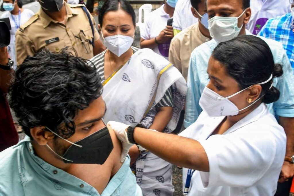 Coronavirus LIVE Updates: India Reports 18,346 Covid cases in the Last 24 Hrs; Maharashtra Records Lowest Infections in 8 Months