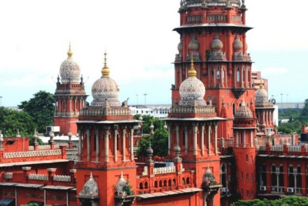 No More New Statues Needed in TN; Madras HC Asks Govt to Come Up With Policy