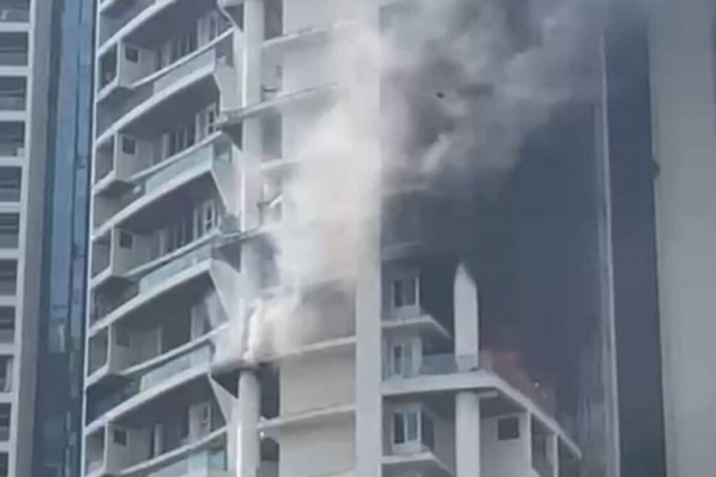 Mumbai Fire Updates: Blaze Engulfs Avighna Park Tower; Man Dies After Falling From 19th Floor; Probe Ordered